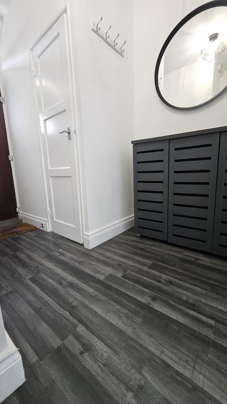 Flat Harper Road in Greater London
