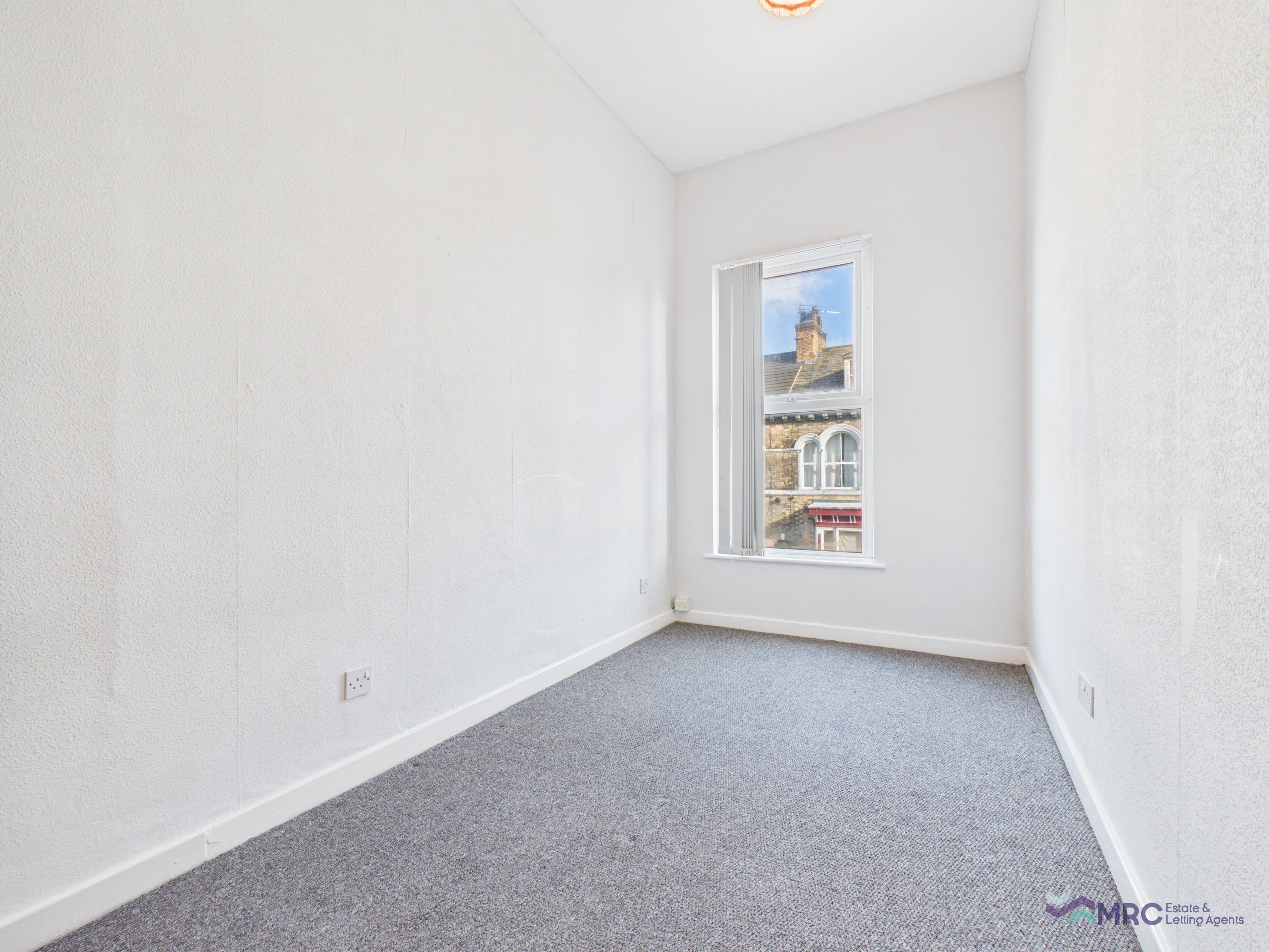 Flat Coltman Street in Hull