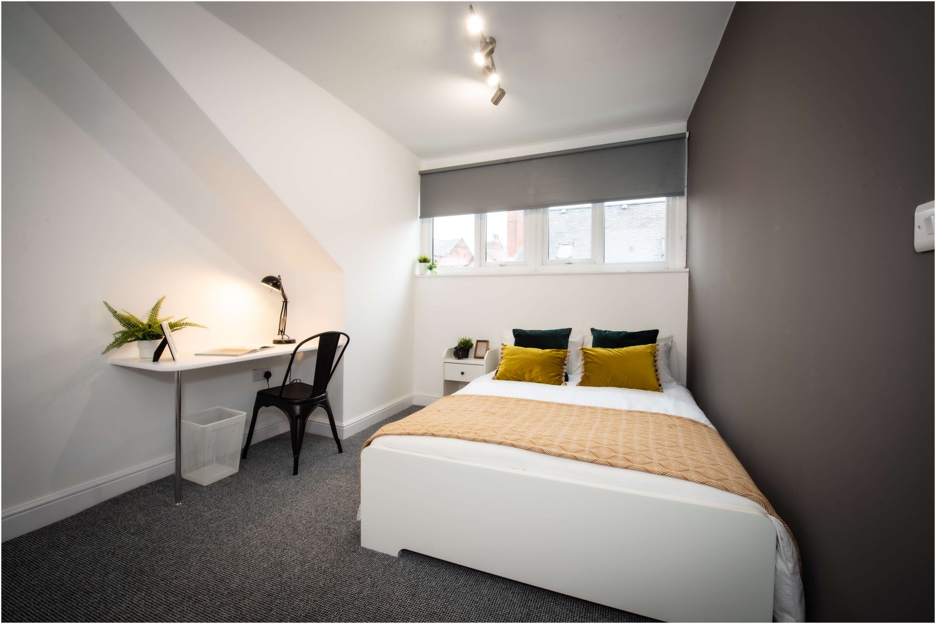 Room Beulah View in Leeds