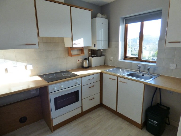 Flat Llansteffan Road in Carmarthen