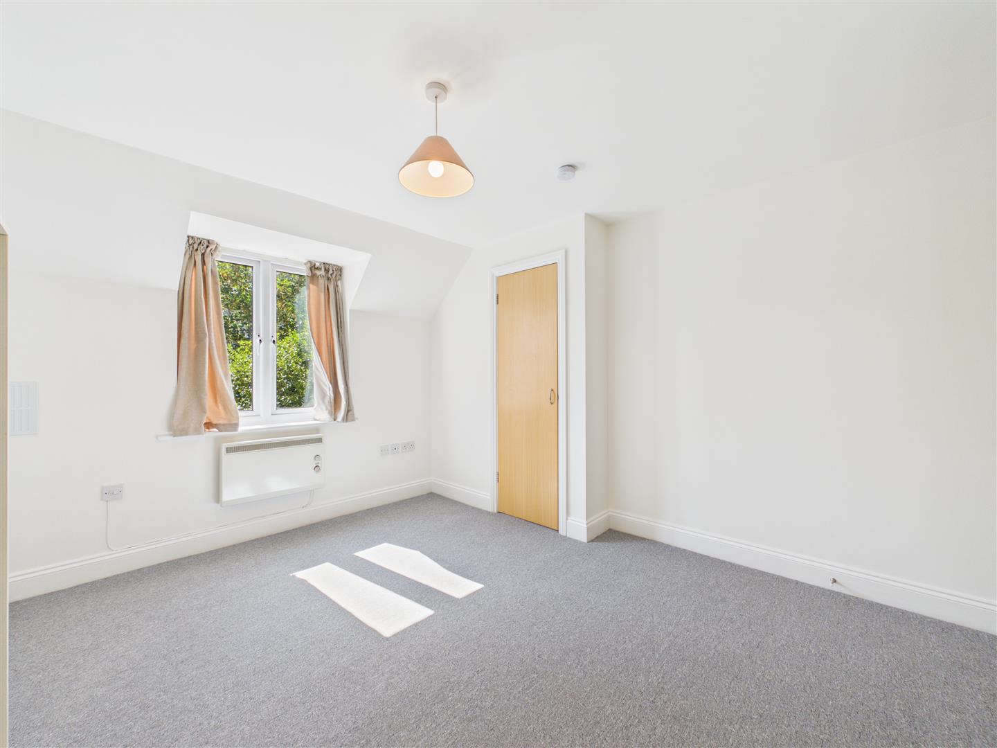 Flat Walsworth Road in North Hertfordshire