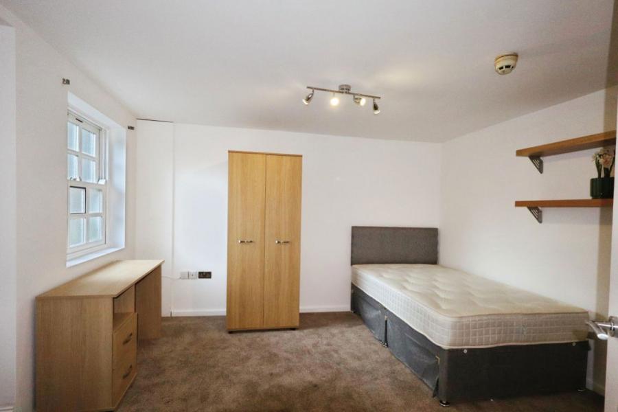 Flat Glossop Road in Sheffield