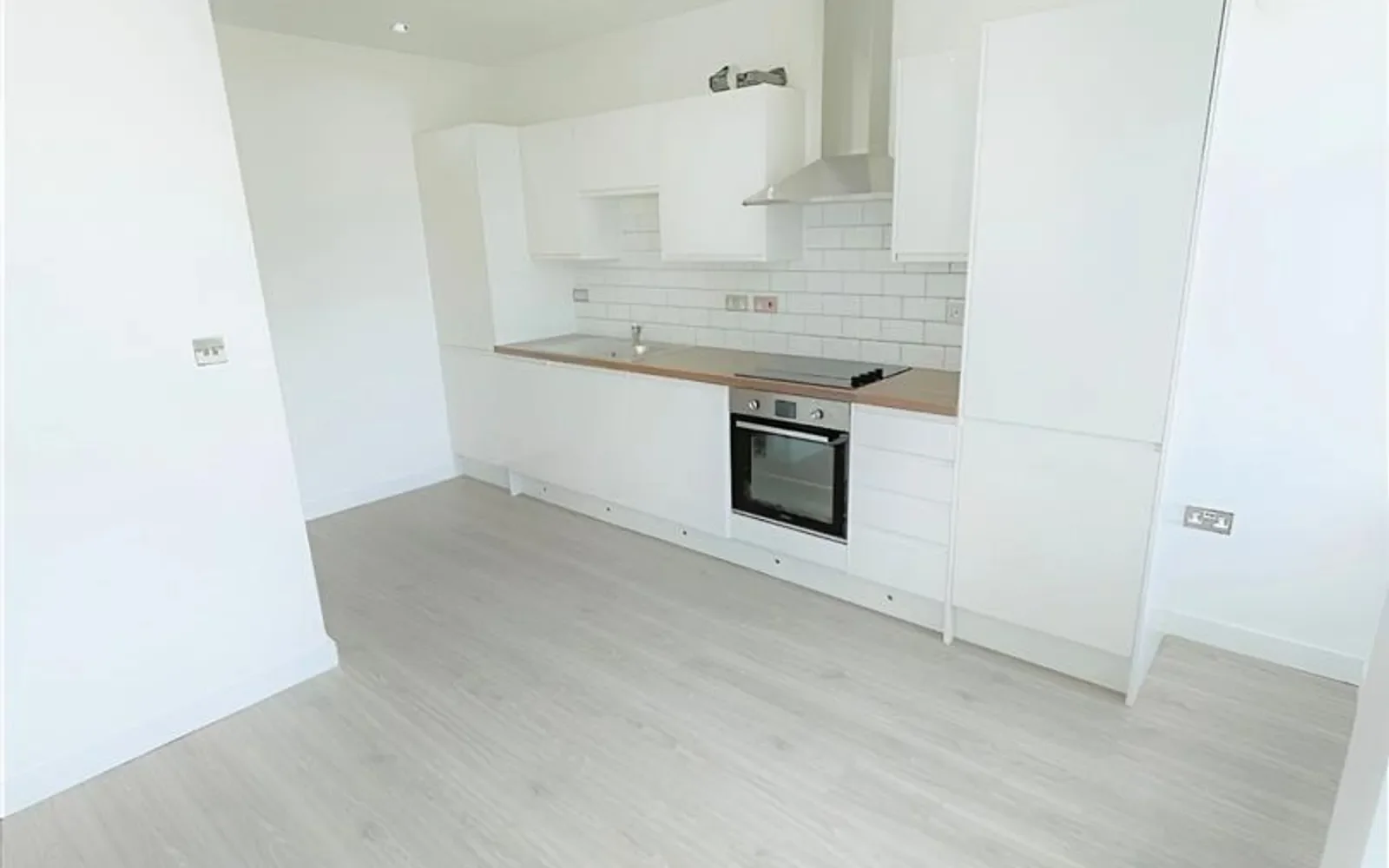 Flat Woodside Park in Rugby