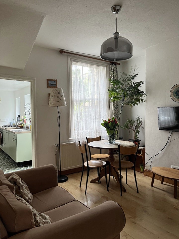 Room Morley Avenue in Greater London