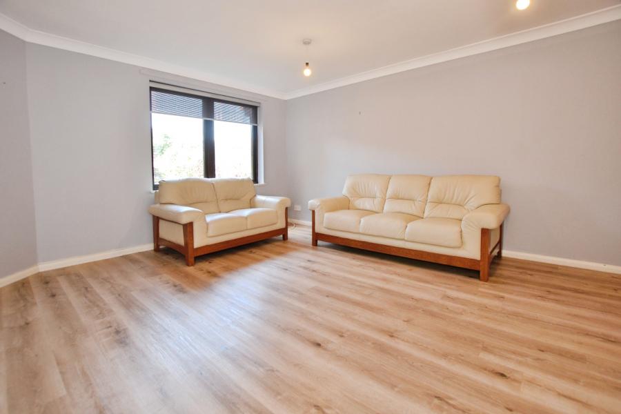 Flat New Orchardfield in City of Edinburgh