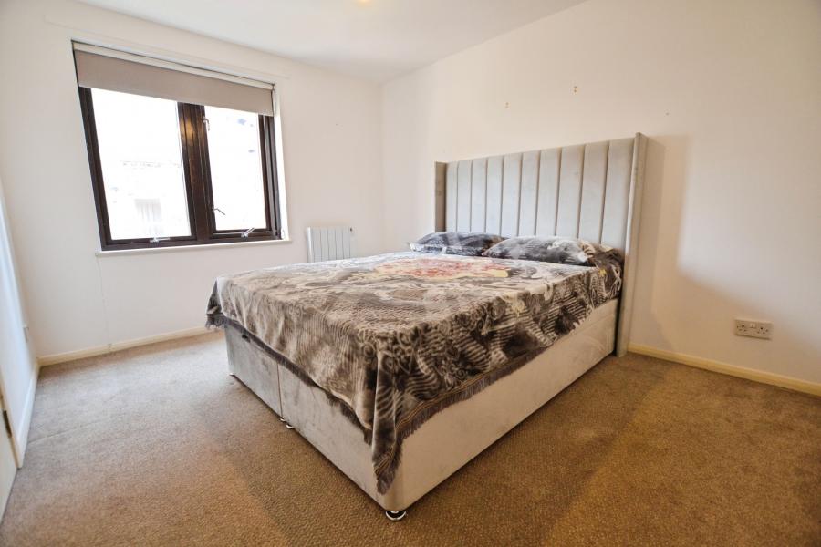 Flat New Orchardfield in City of Edinburgh
