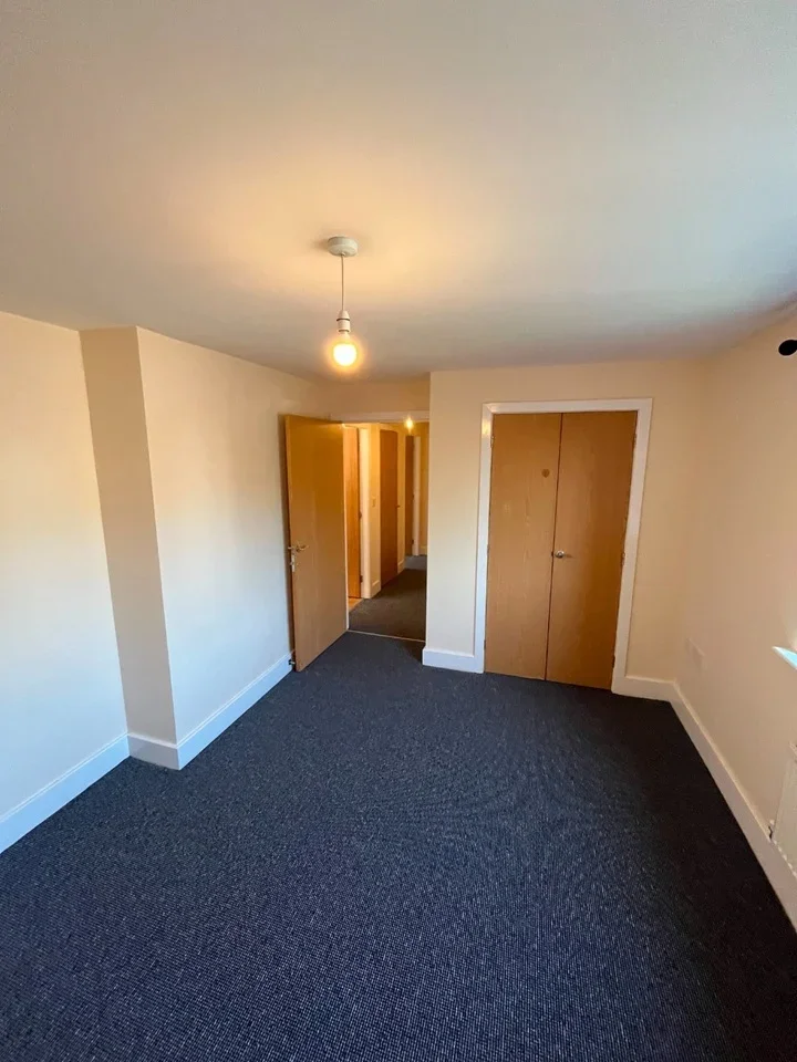 Flat Reed Close in Farnworth