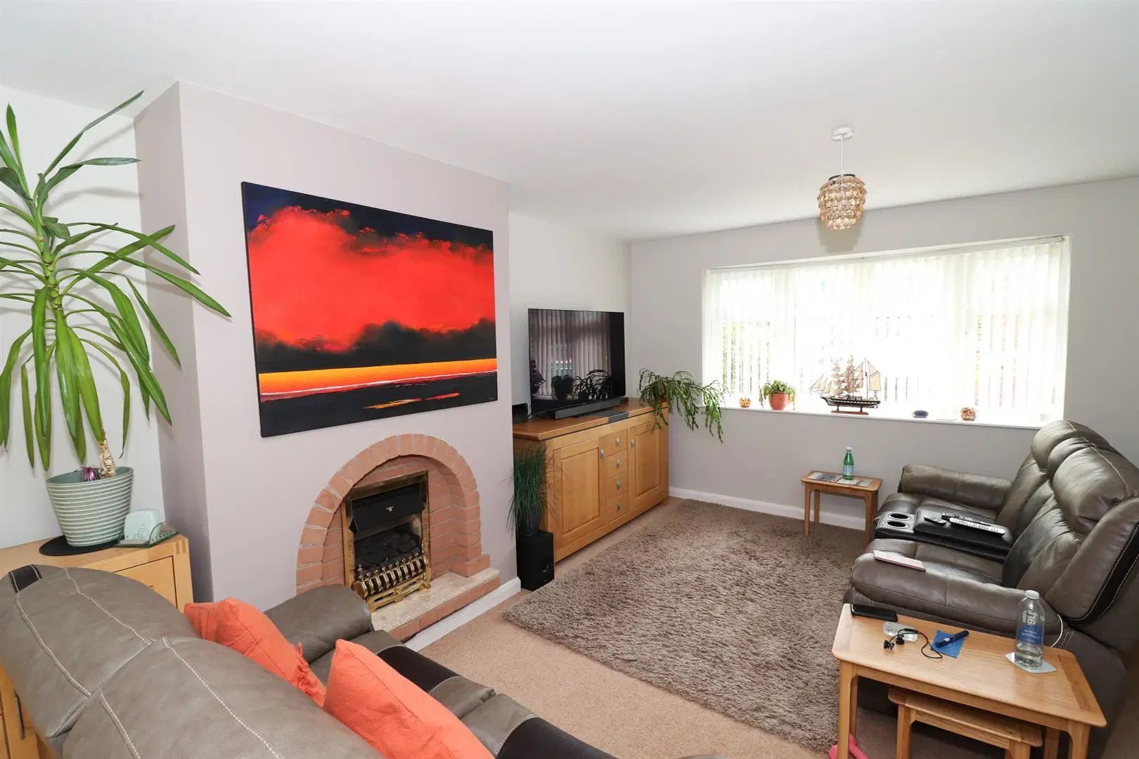 House Finnemore Close in Coventry