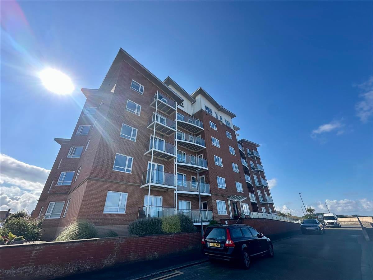 Flat Sandylands Promenade in Lancaster