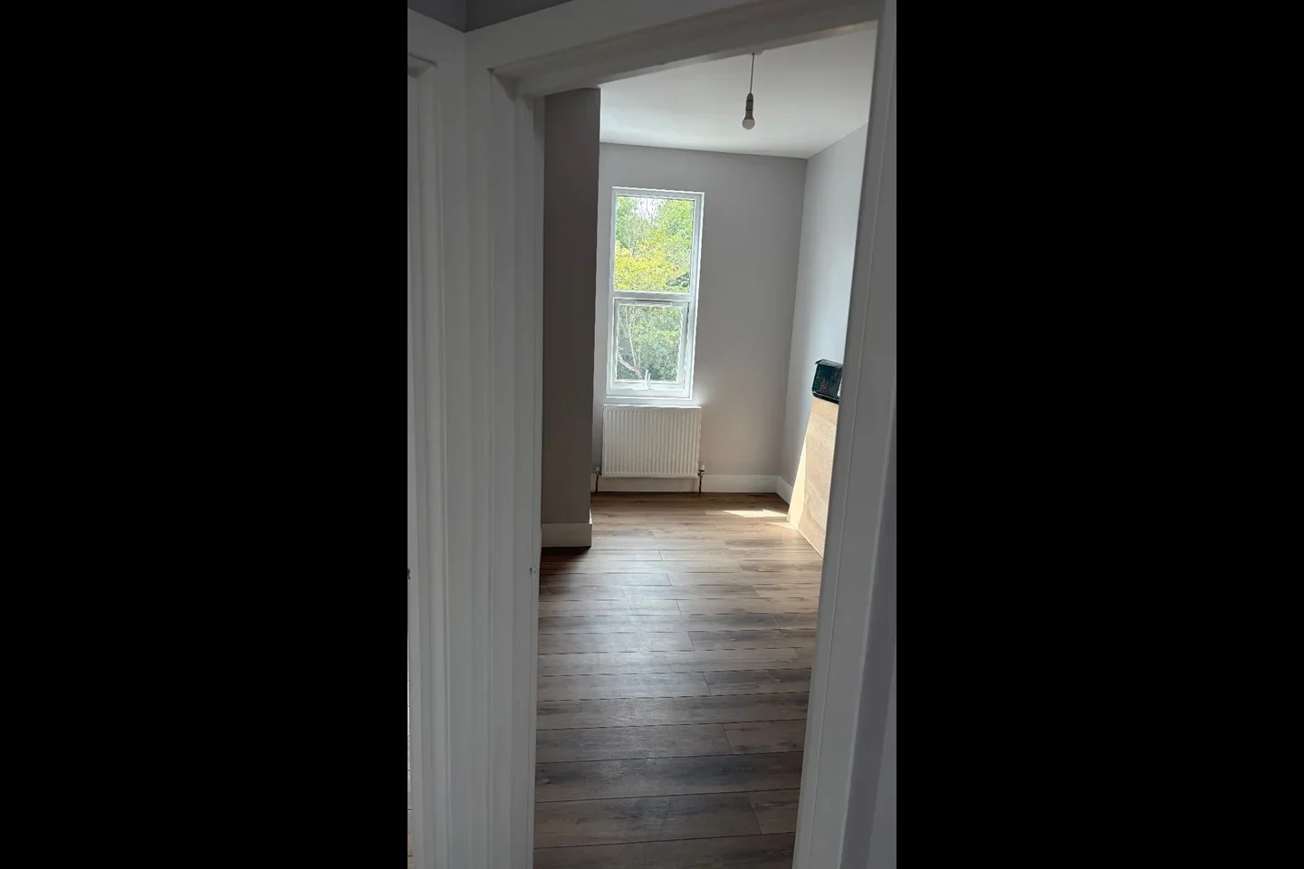 Flat Coombe Lane in Greater London