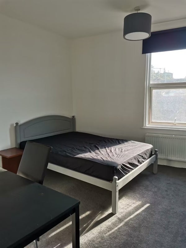 Room Harrington Drive in Nottingham