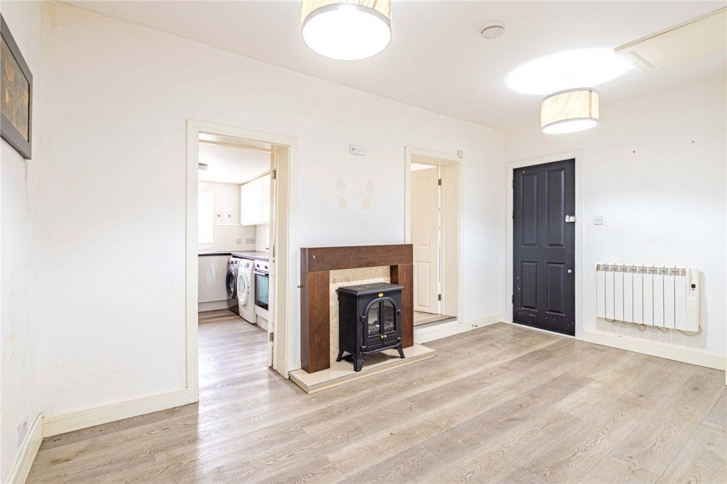 Flat London Road in Dacorum