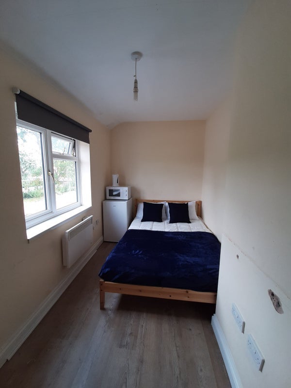 Room Westmorland Road in Coventry