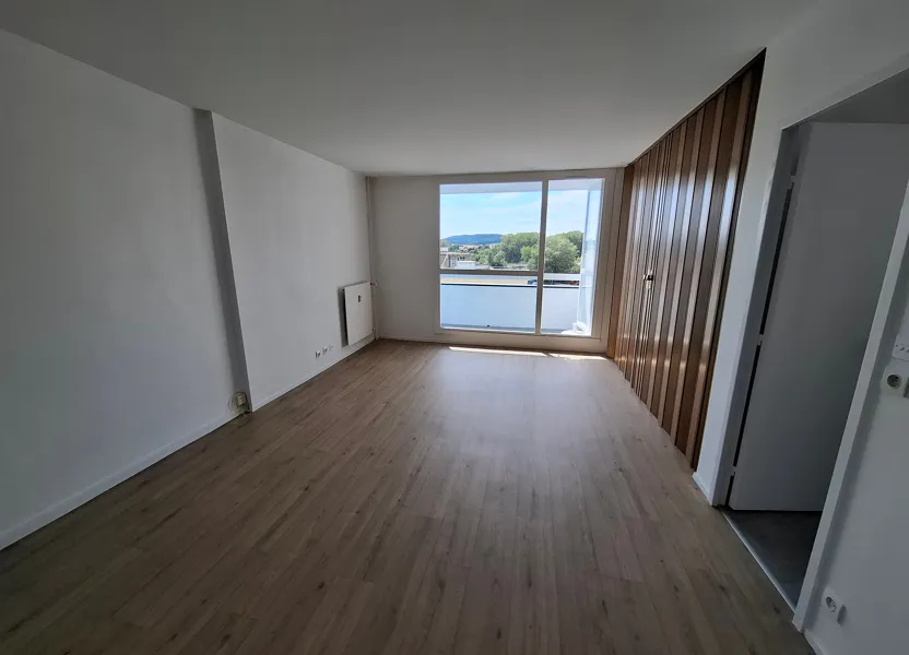 Appartement Rue Ampère à Compiègne