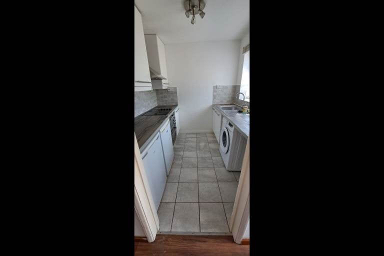 House Harcastle Close in Greater London