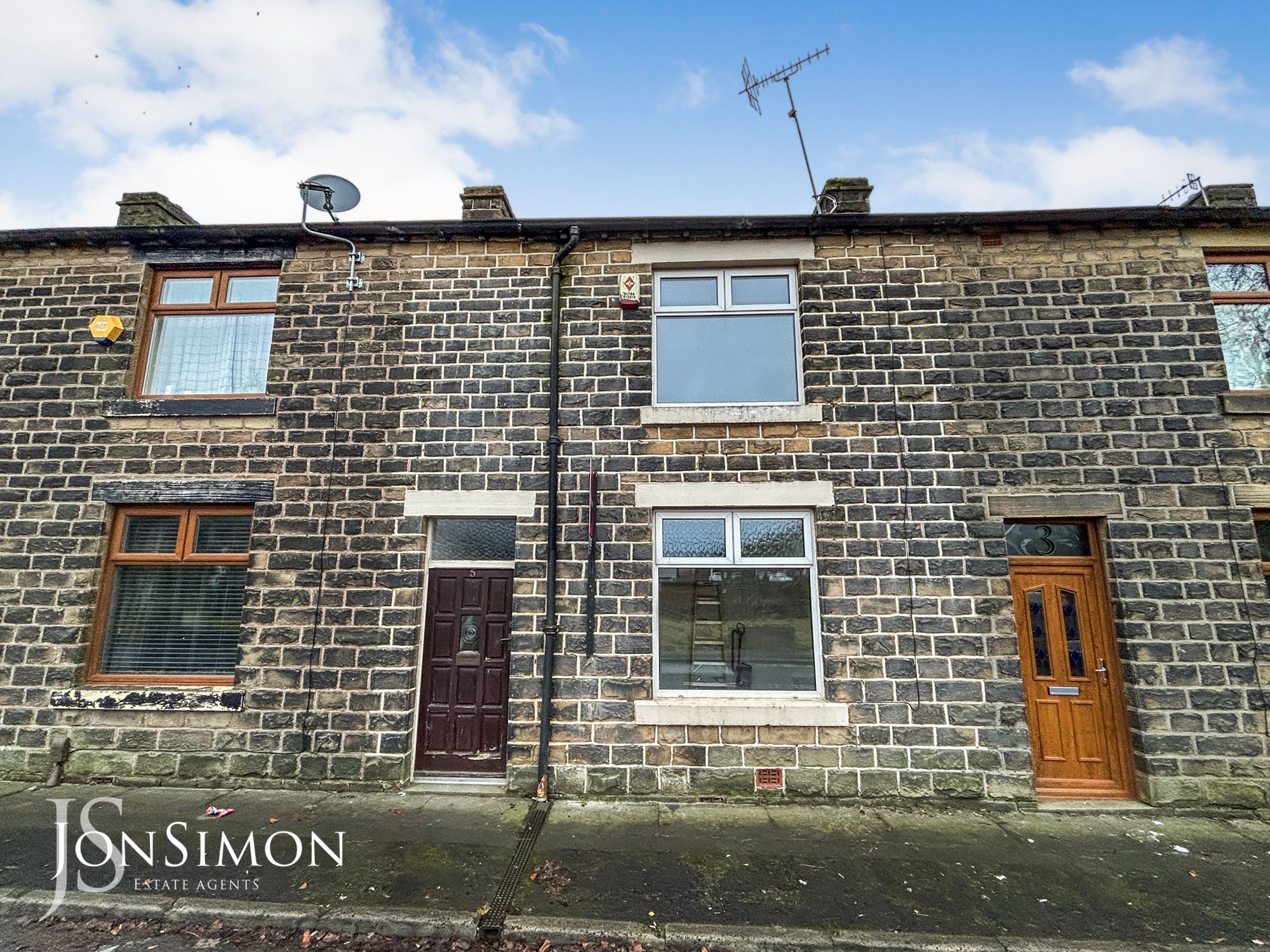 House Shaw Street in Borough of Rossendale