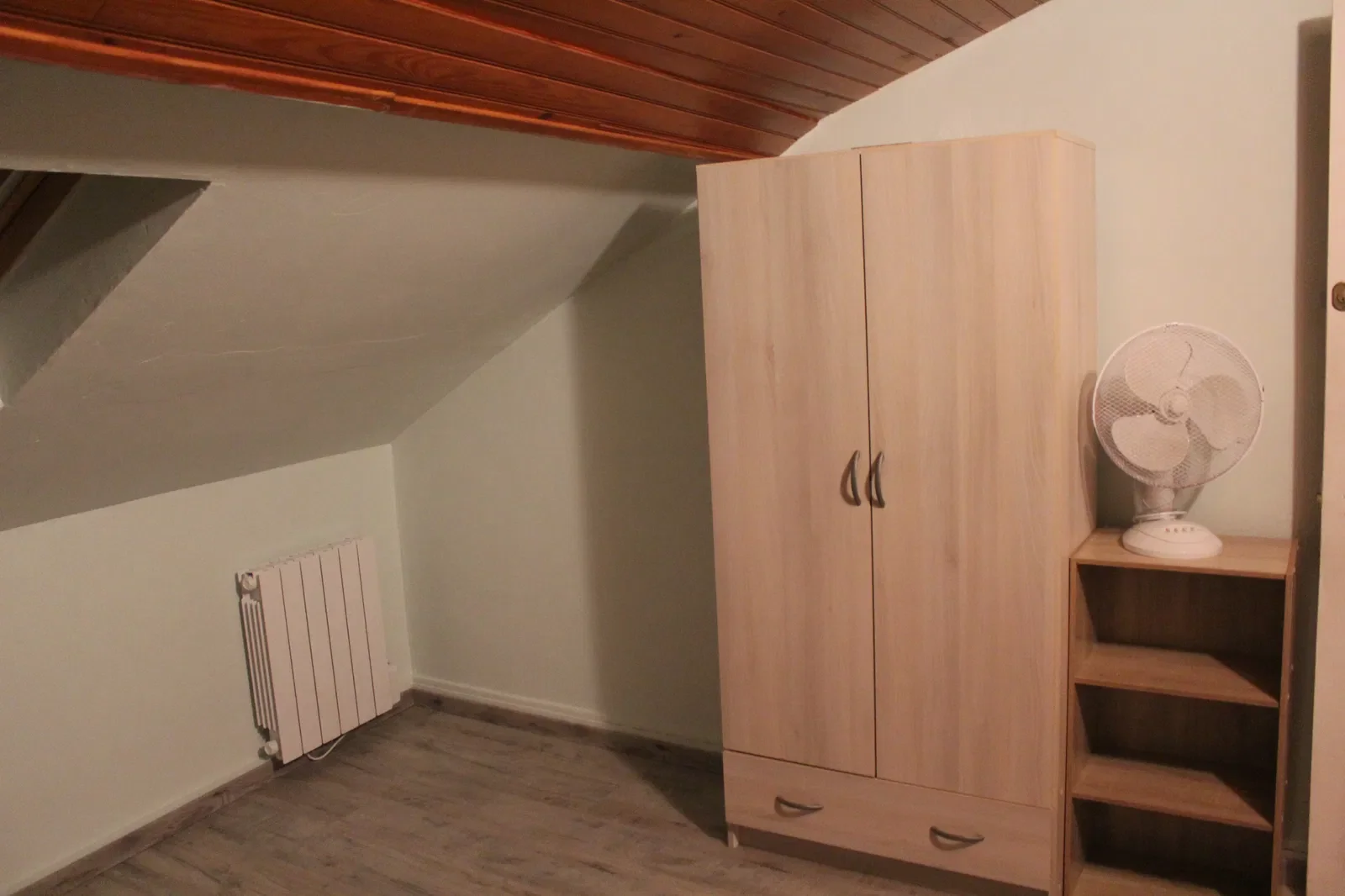 Room Rue de Bourgogne in Moulins