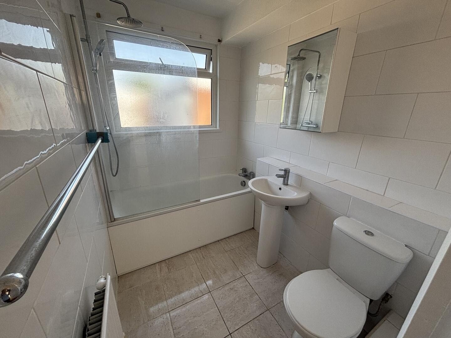 Flat Parchmore Road in Greater London
