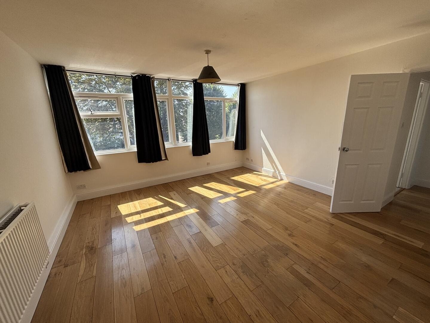 Flat Parchmore Road in Greater London