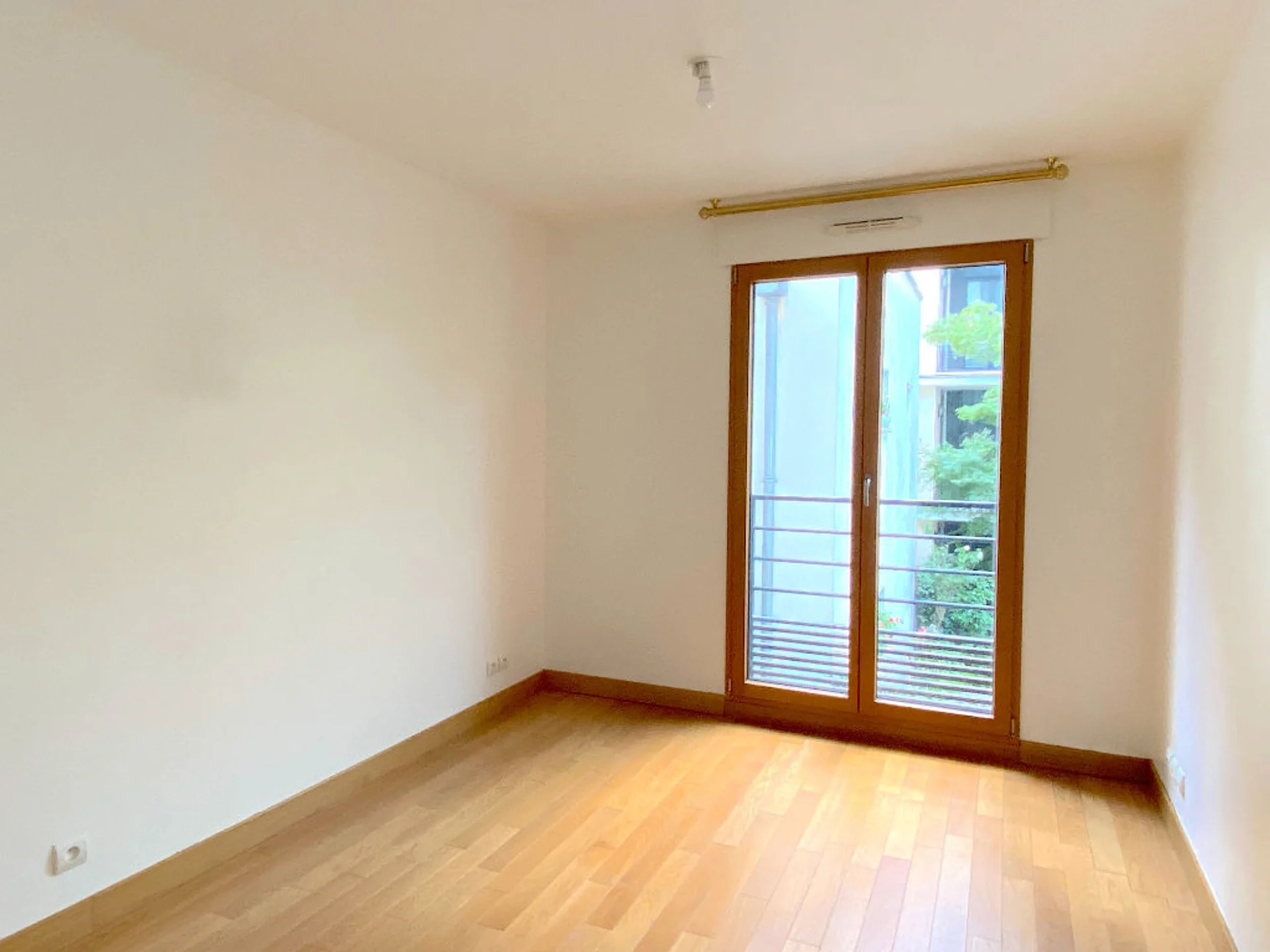 Appartement Rue Saint-Charles à Paris