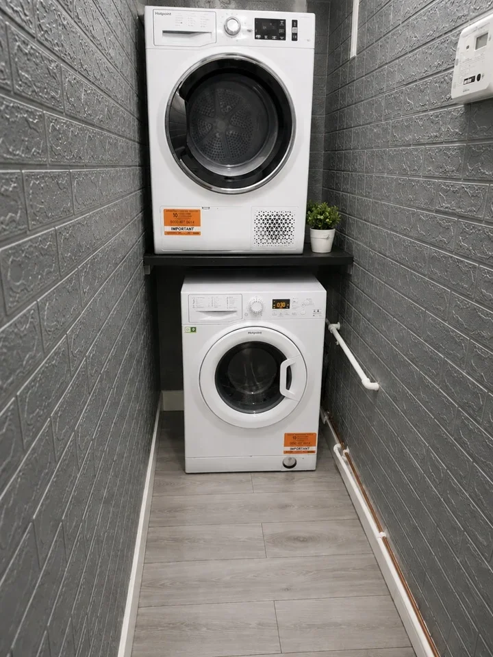 Room Albany Close in Greater London