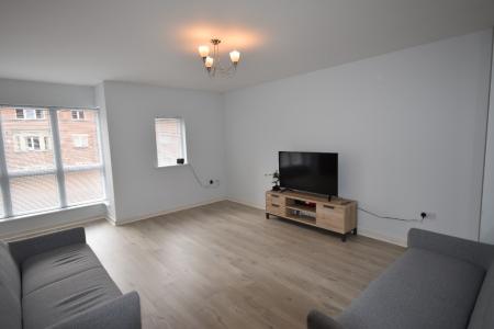 Flat Regent Street in Wrexham