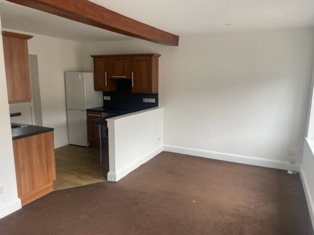 Flat Bekynton Avenue in Wells
