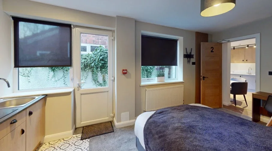 Room Durnford Street in Middleton