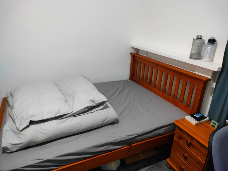 Room Valleyfield Street in City of Edinburgh