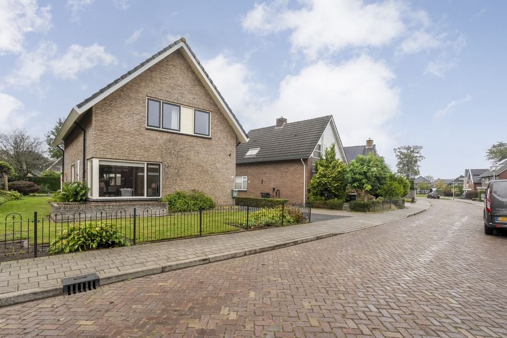 Vrijstaande woning te koop: van Reedestraat 13, Saasveld