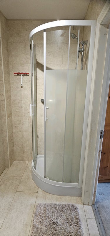 Room Copper Beech Close in Windsor