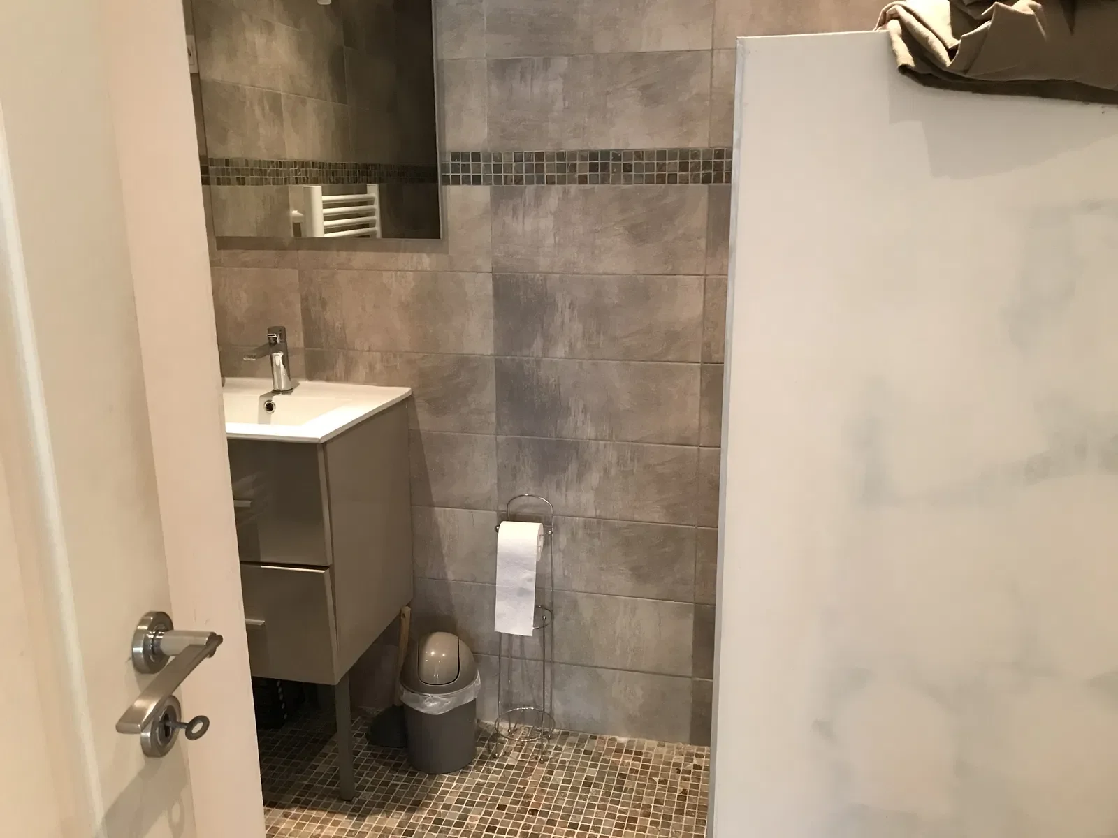 Chambre Rue de la Pêcherie à Corbeil-Essonnes