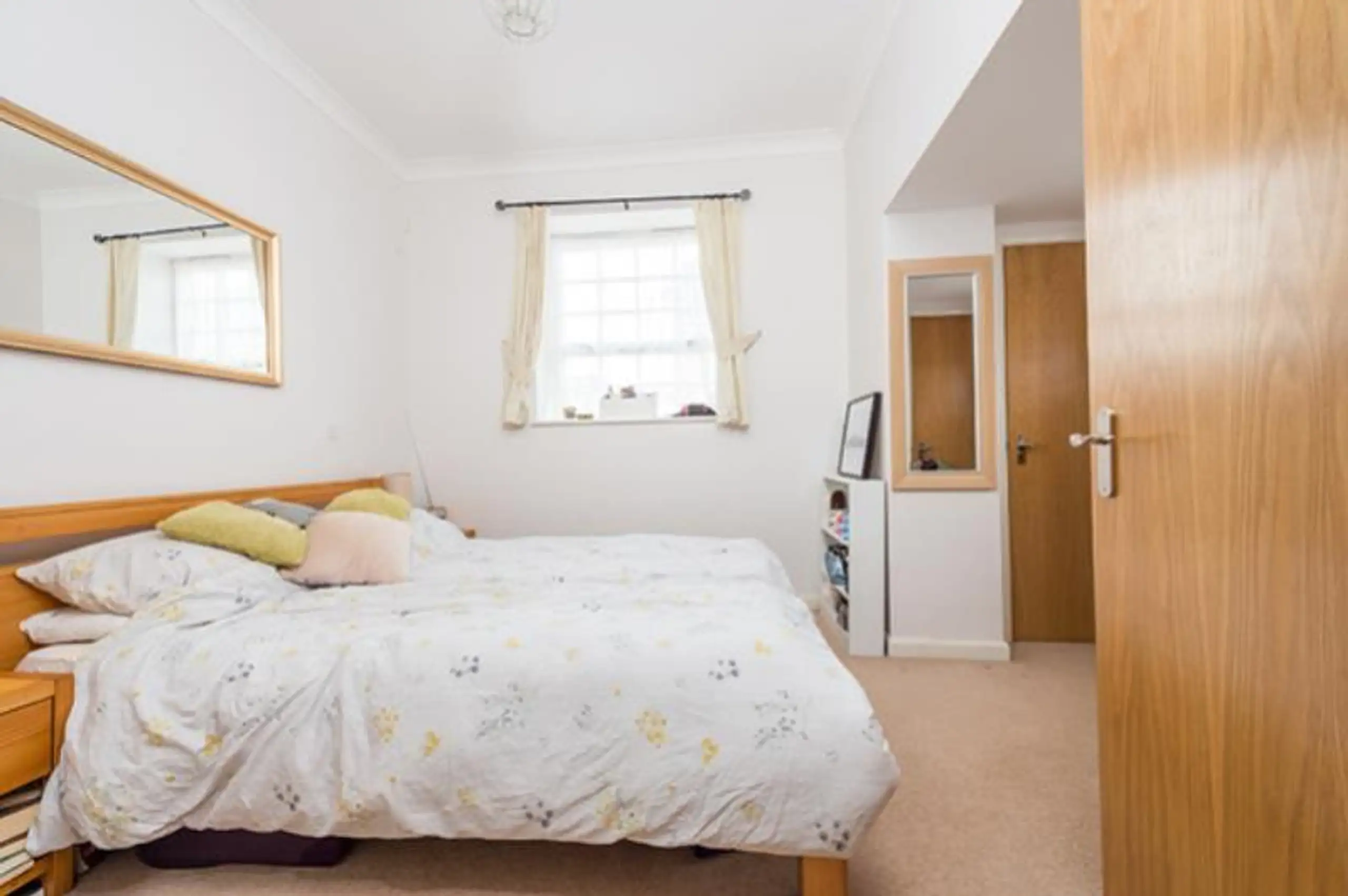 Flat Wooldridge Court in Oxford