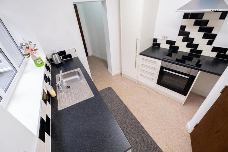 Room Newport Lane in Stoke-on-Trent