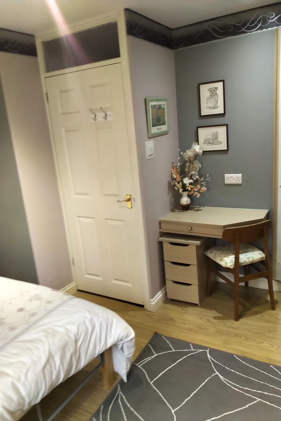 Room Howerts Close in Southampton