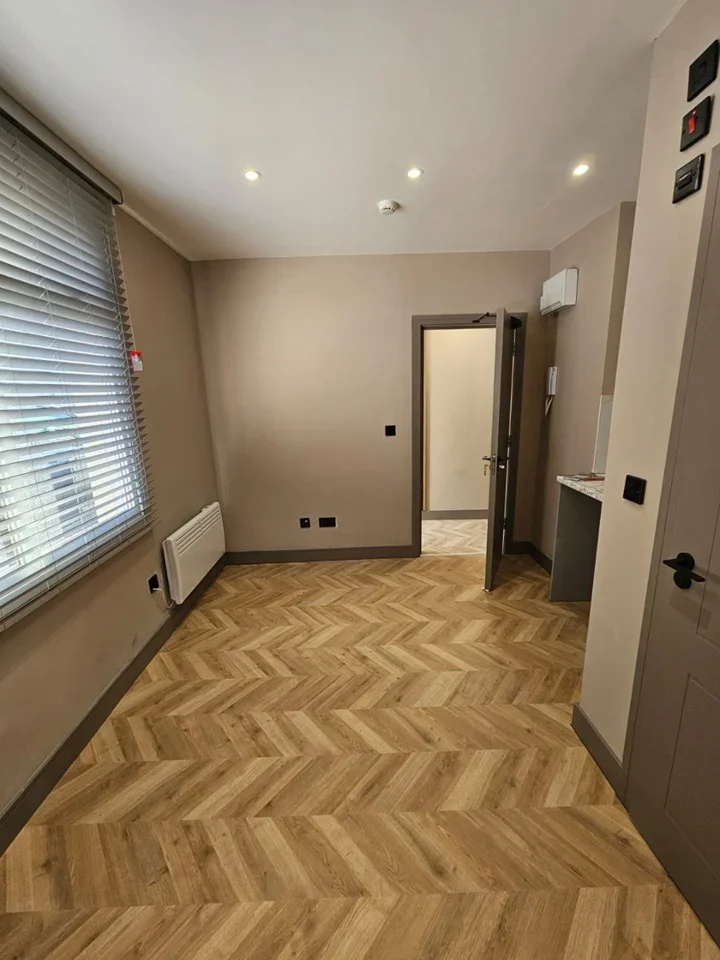 Room Empress Road in Gravesham