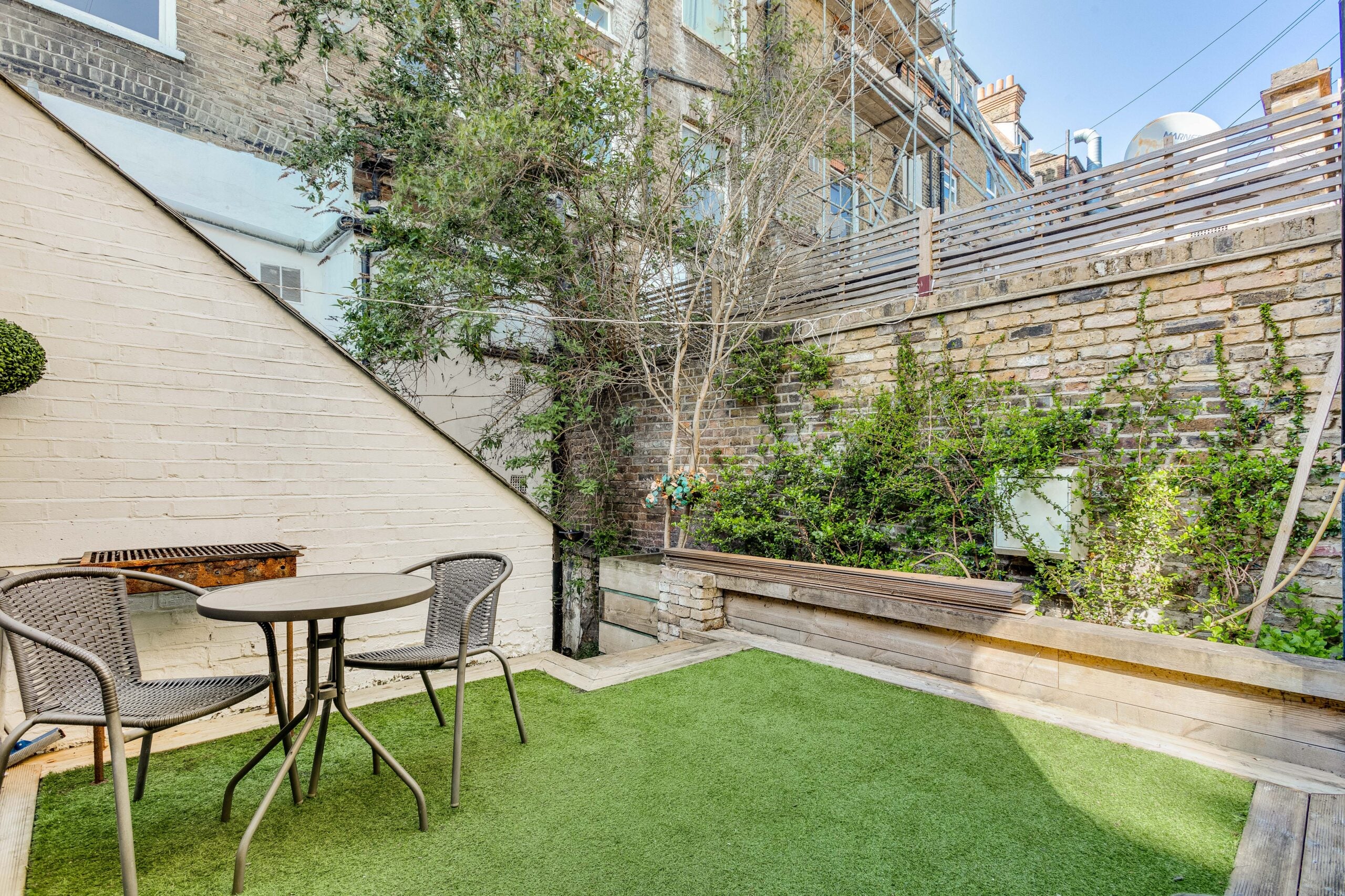 House Gleneldon Mews in Greater London