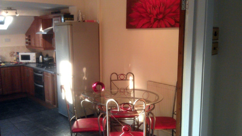 Room Entwisle Street in Farnworth
