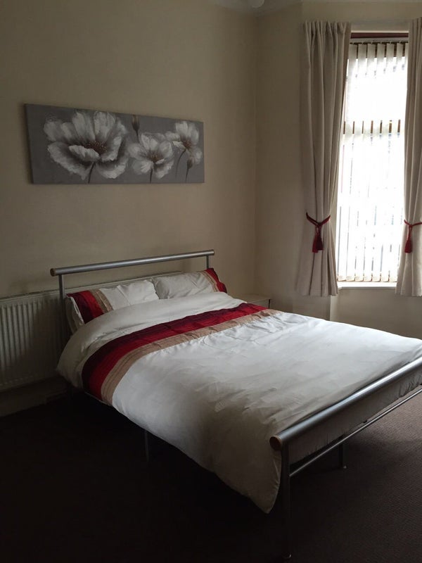 Room Entwisle Street in Farnworth