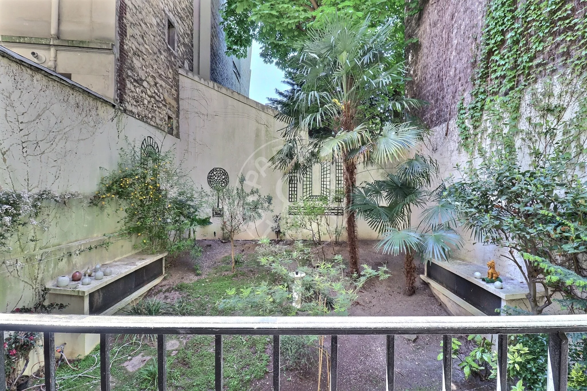 Appartement Rue Scheffer à Paris