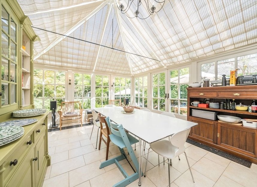 House Ditton Road in Greater London