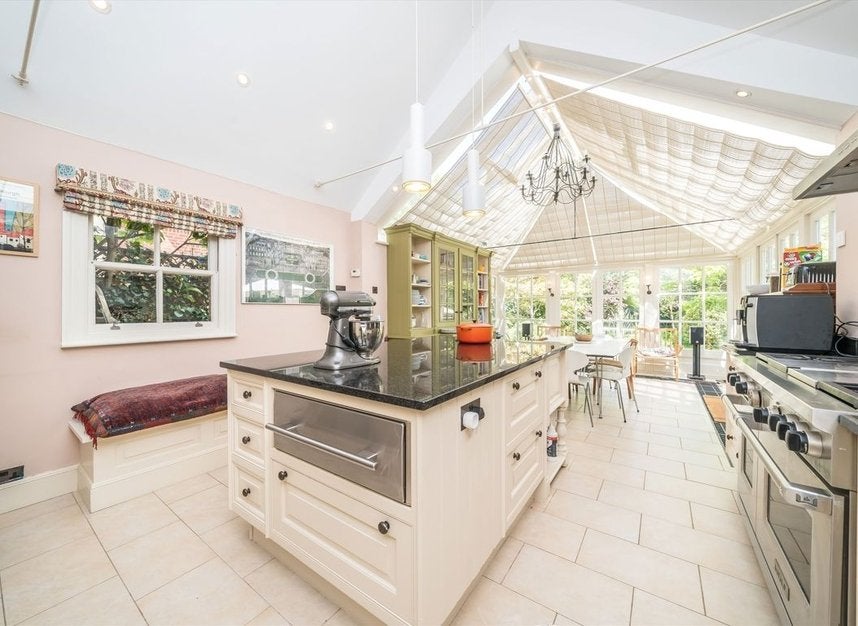 House Ditton Road in Greater London