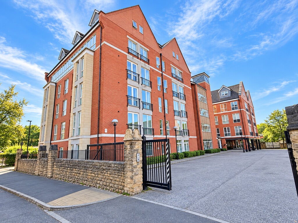 Flat Burford Road in Nottingham