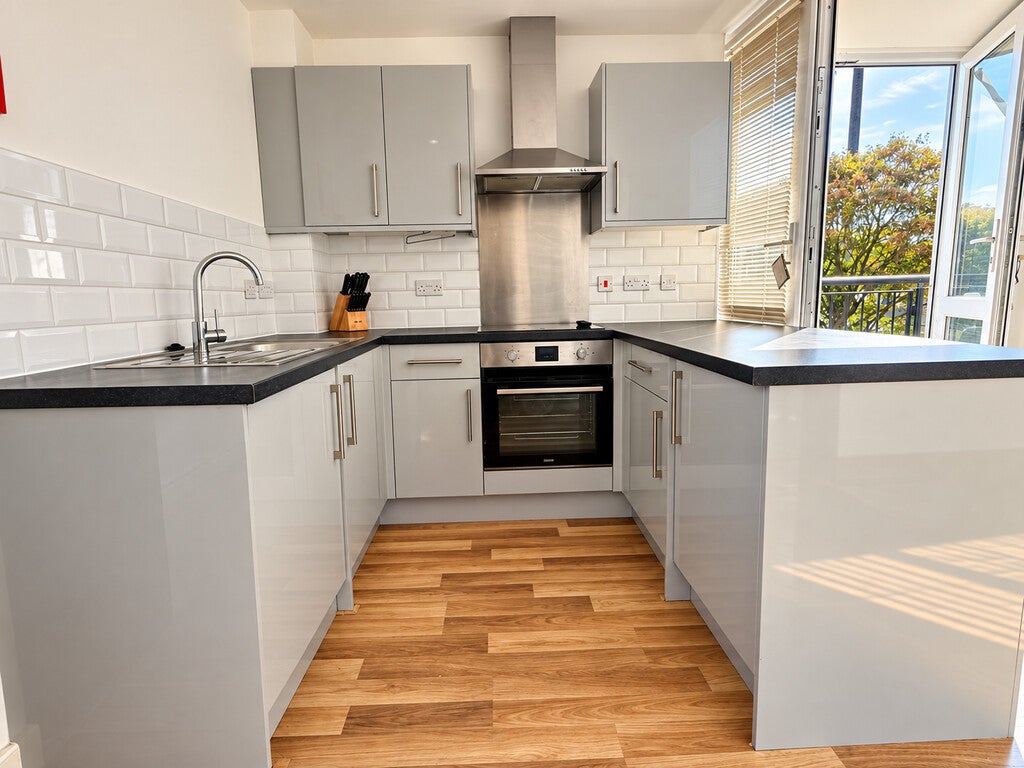 Flat Burford Road in Nottingham