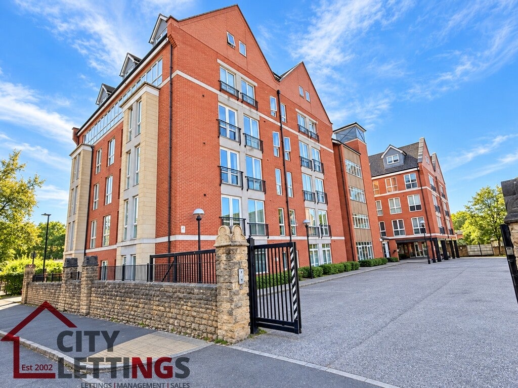 Flat Burford Road in Nottingham