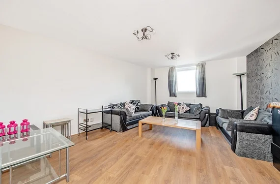 Flat Palgrave Gardens in City of Westminster
