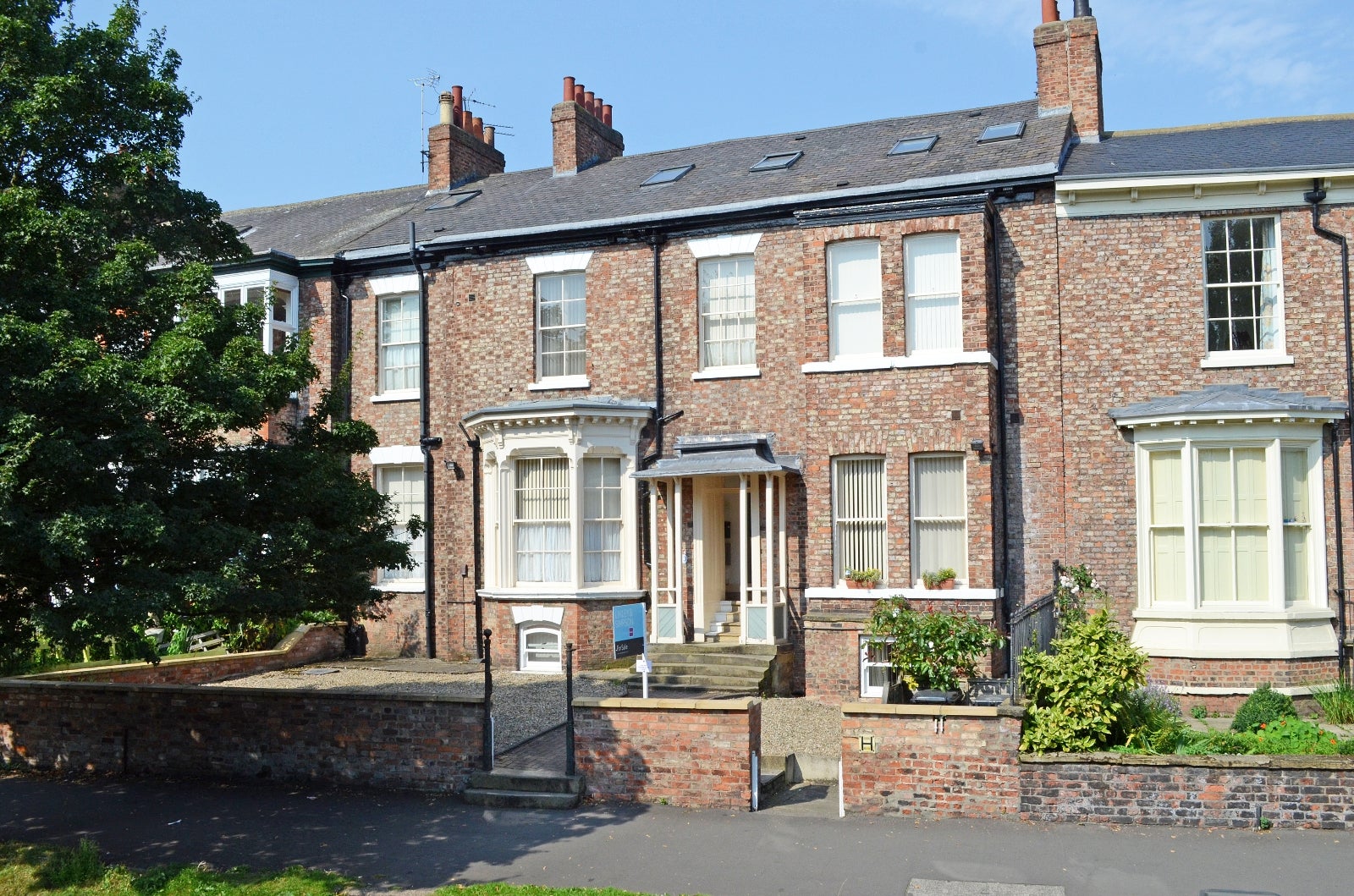Flat Huntington Road in York