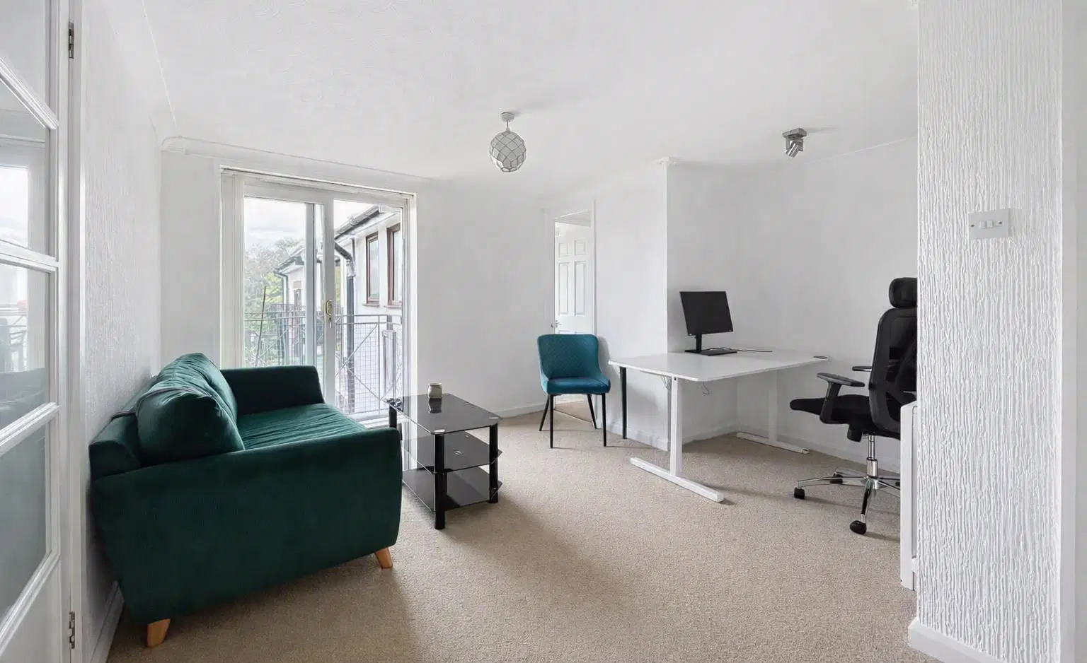 Flat Priory Road in Kenilworth