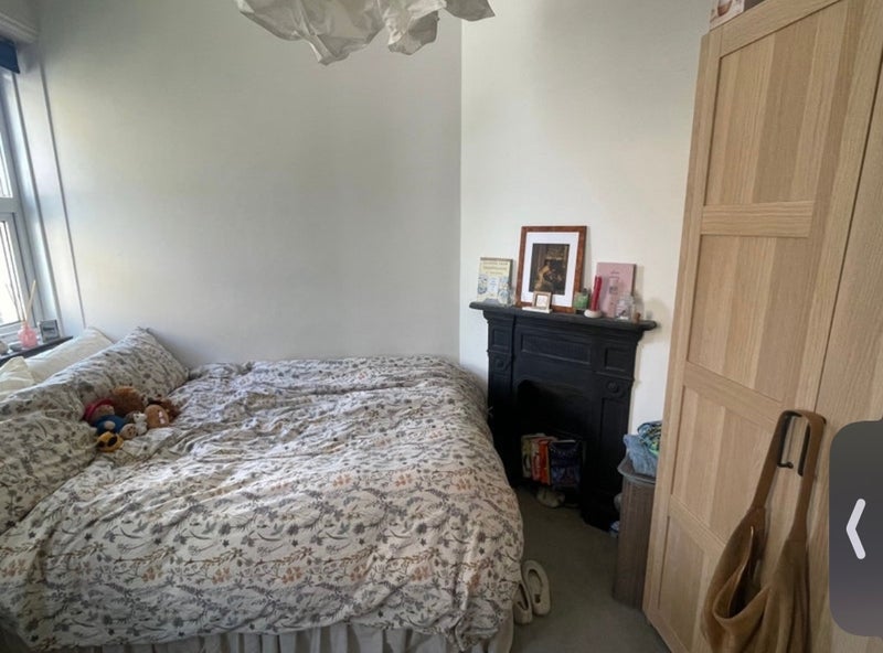 Room New Kent Road in Greater London
