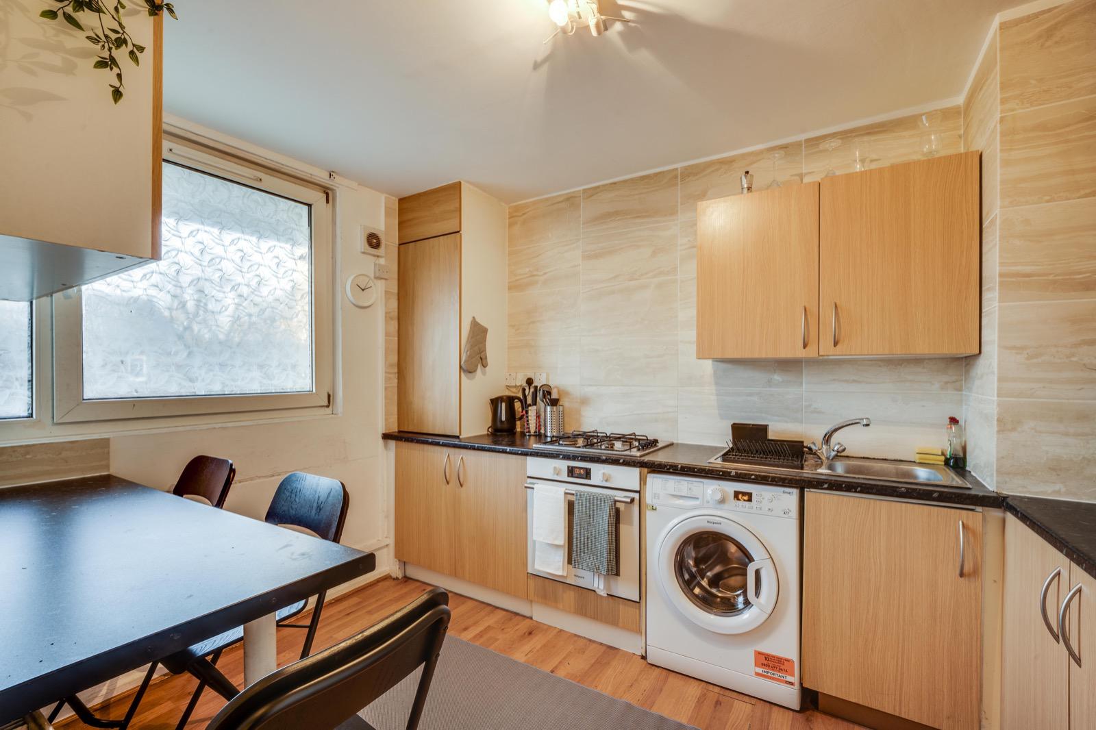 Room Fern Street in Greater London